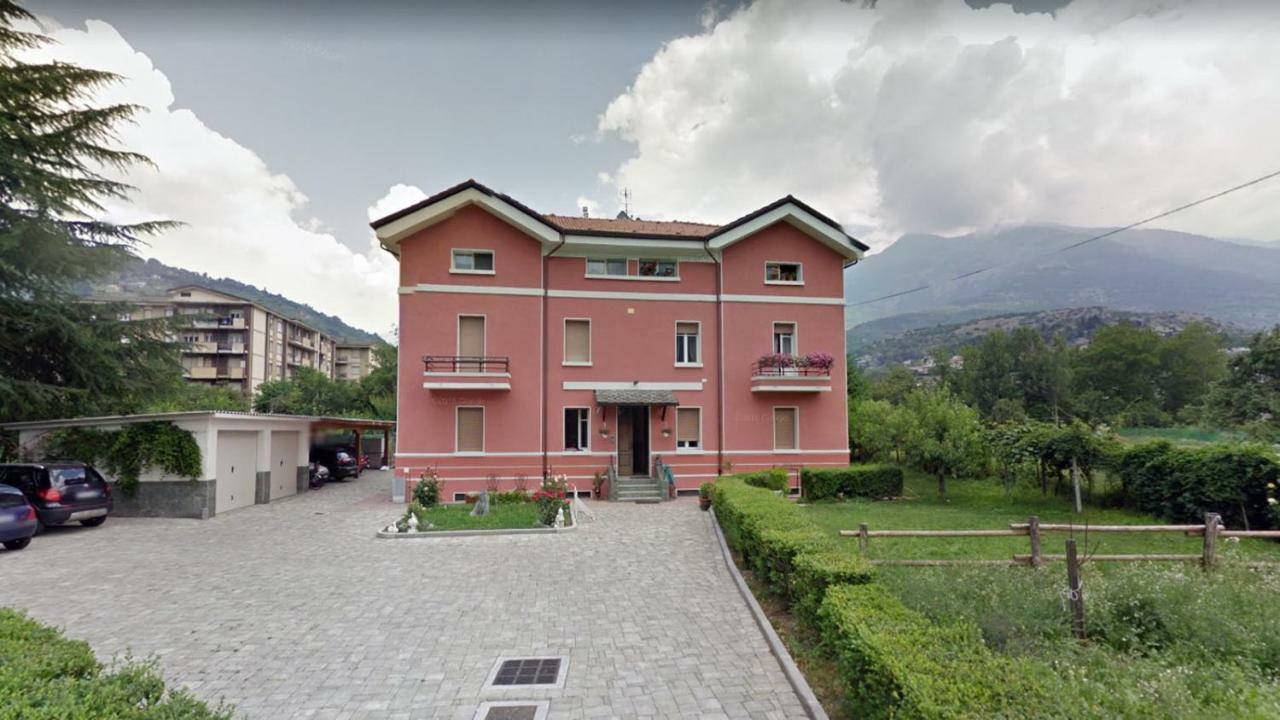 Al Borgo Di Sant'Orso - Cir 0342 Lägenhet Aosta Exteriör bild
